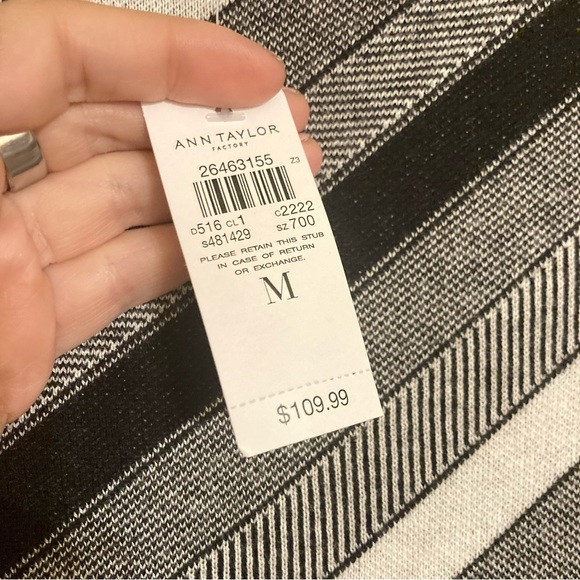 Nwt Ann Taylor printed sweater dress - Picture 3 of 9